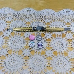 Hairdresser, Stylist Snap Jewelry bracelet with snap buttons